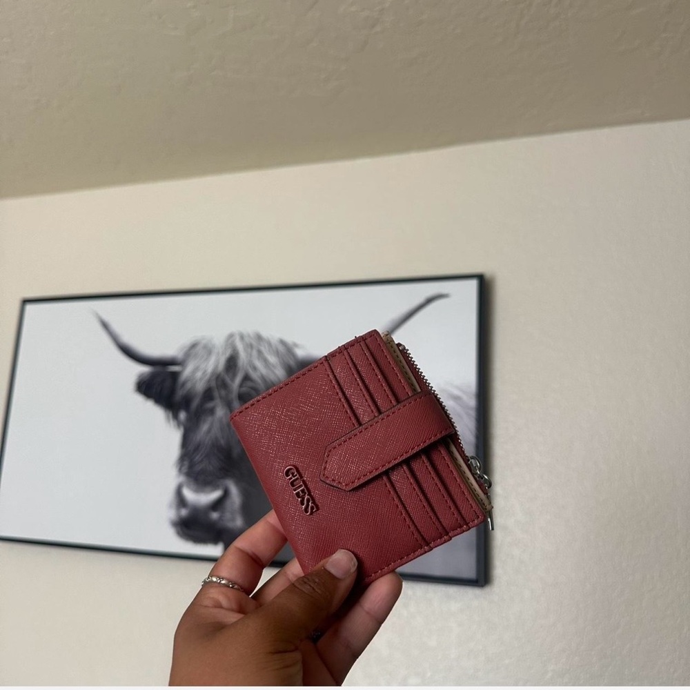 GUESS Maroon bifold Card Holder
